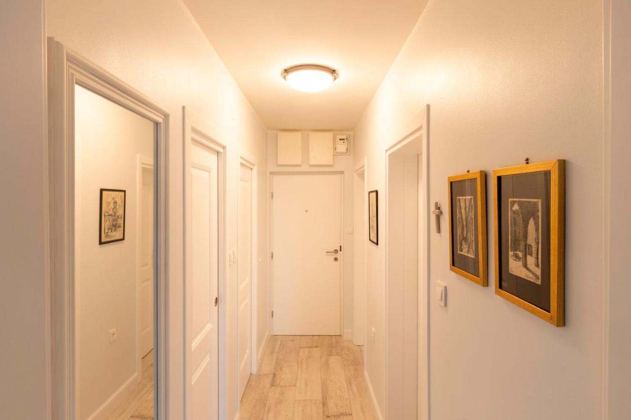 Paha-Paha Modern Apartment With Sea View, Fast Wi-Fi, And Free Parking! リエカ エクステリア 写真