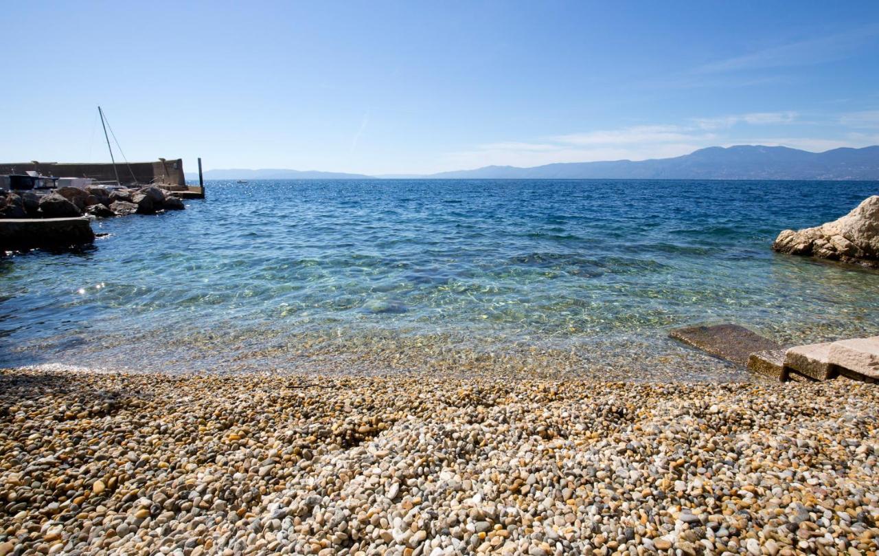 Paha-Paha Modern Apartment With Sea View, Fast Wi-Fi, And Free Parking! リエカ エクステリア 写真
