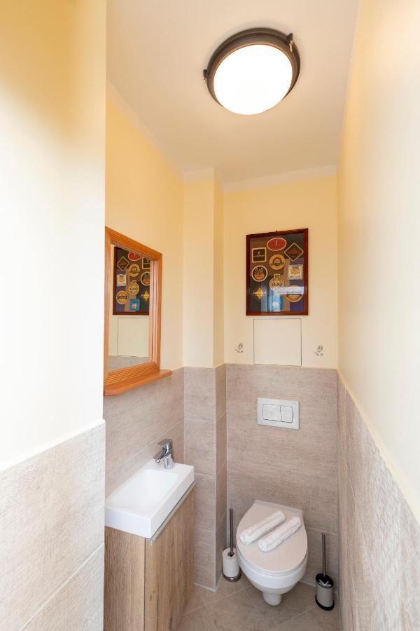 Paha-Paha Modern Apartment With Sea View, Fast Wi-Fi, And Free Parking! リエカ エクステリア 写真